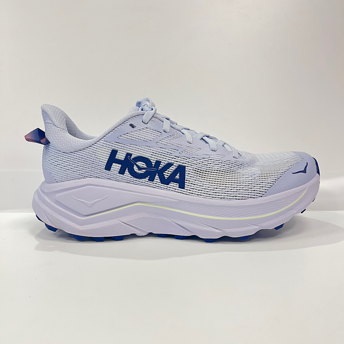 Hoka Challenger 8 W