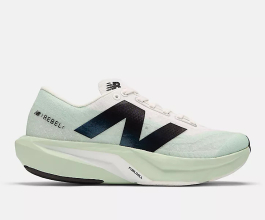 New Balance Rebel 4W